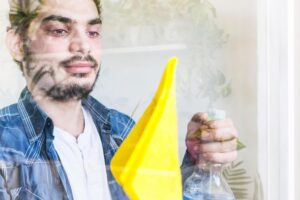 Как отмыть пластиковые окна от желтизны
